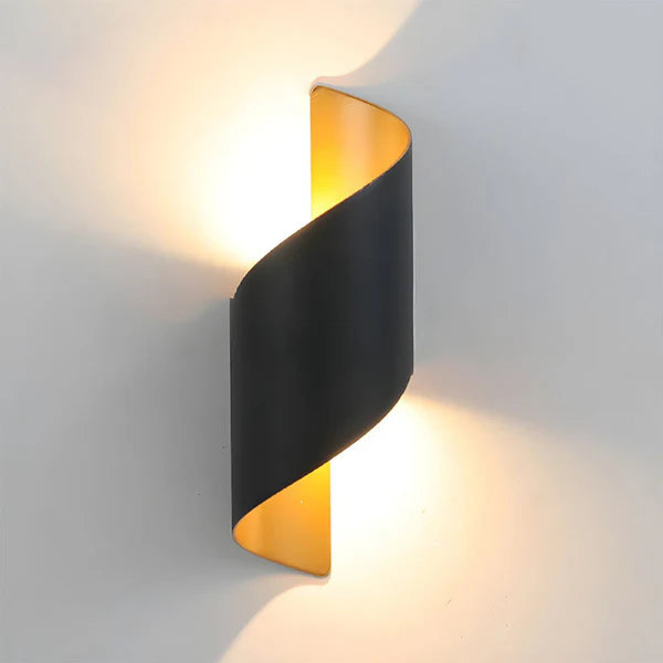 Waterproof Minimalist LED Wall Lamp Made of Aluminum