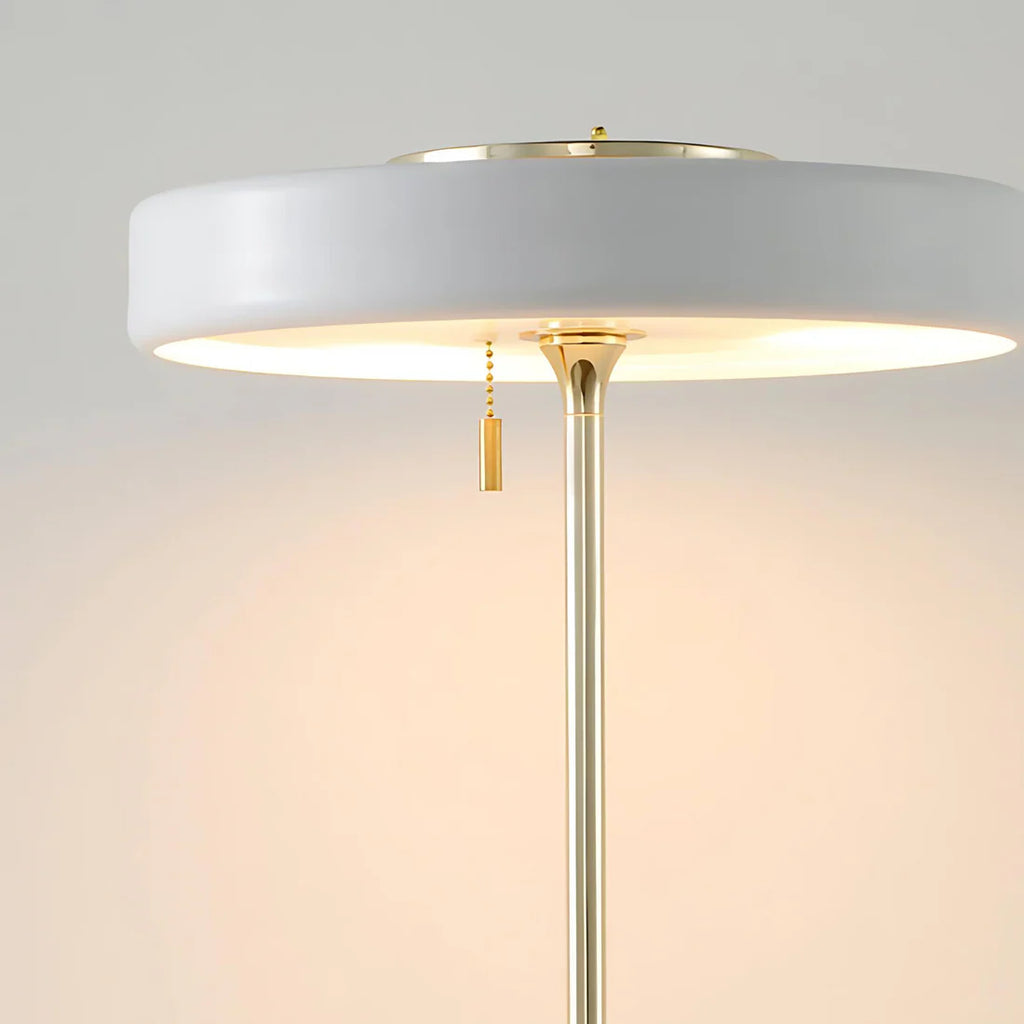 Table lamp with timeless design and soft lighting